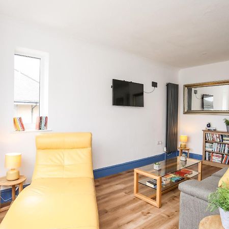 Апартаменты Ty Coets Coach House Карнарвон Экстерьер фото